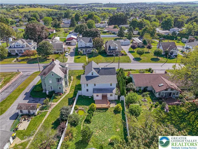 $448,000 | 5734 Highway 873, Schnecksville, PA 18078