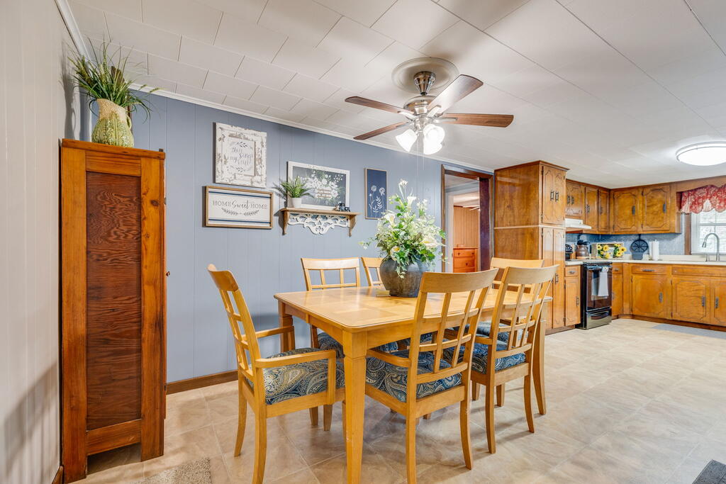 9729 Sandlick Road Bee, VA 24217 - Photo 12 of 32 Gallery Image 12