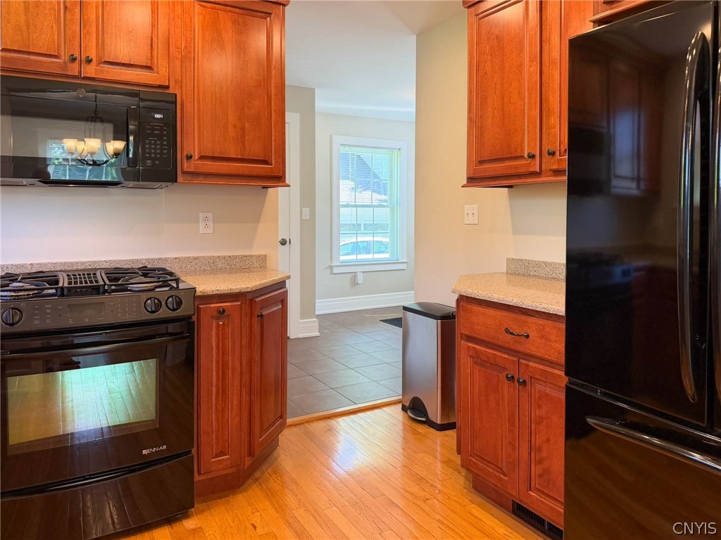 1400 Old Burrstone Road Utica, NY 13502 - Photo 15 of 48
