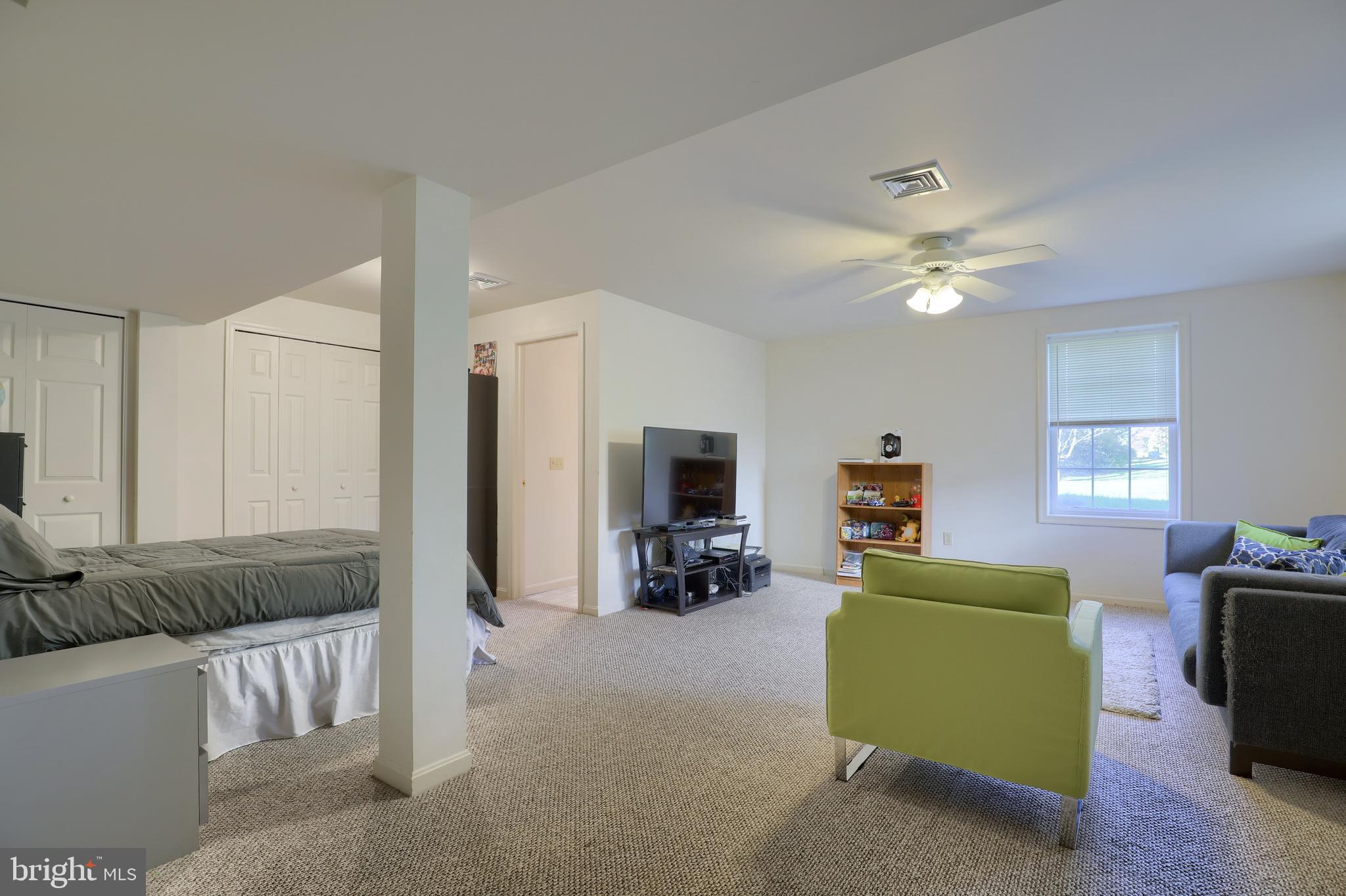 433 Rhoda Drive Lancaster, PA 17601 - Photo 6 of 31 Gallery Image 6