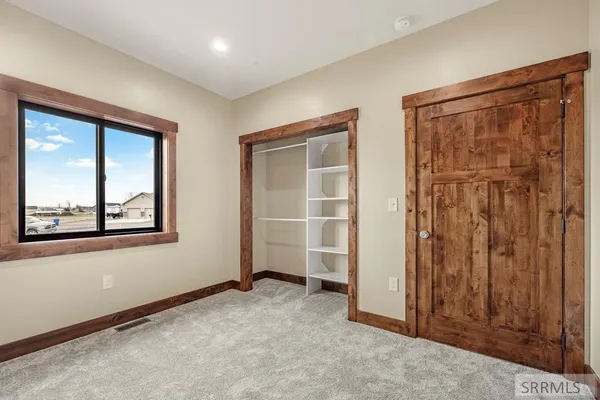 $465,000 | 2911 Hackamore Drive, St. Anthony, ID 83445