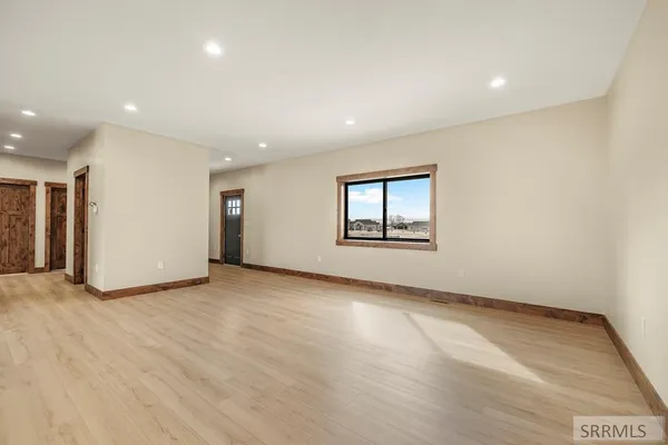 $465,000 | 2911 Hackamore Drive, St. Anthony, ID 83445