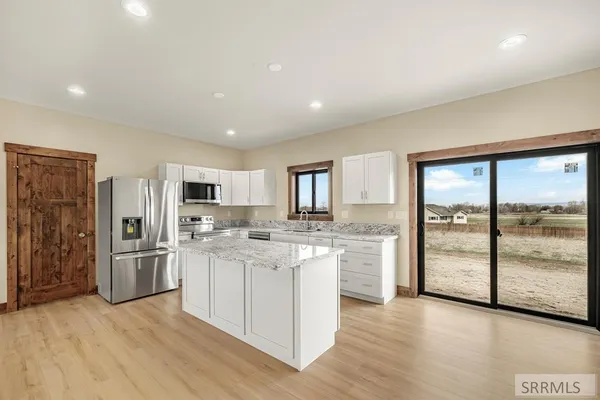 $465,000 | 2911 Hackamore Drive, St. Anthony, ID 83445
