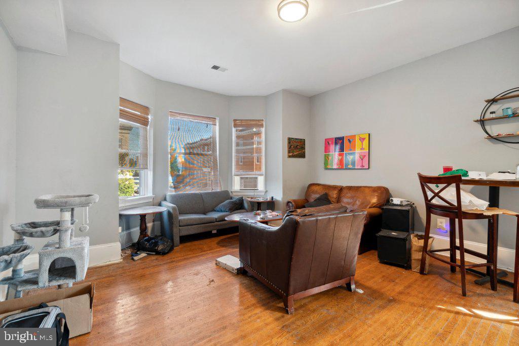 3000 North Calvert Street Baltimore, MD 21218 - Photo 24 of 45 Gallery Image 24