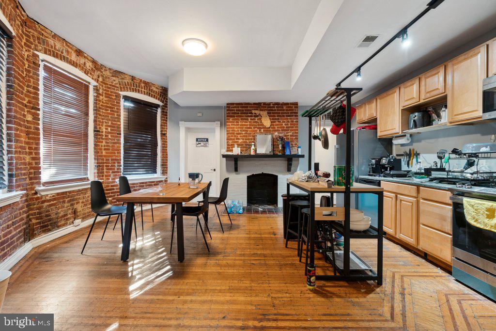 3000 North Calvert Street Baltimore, MD 21218 - Photo 8 of 45 Gallery Image 8