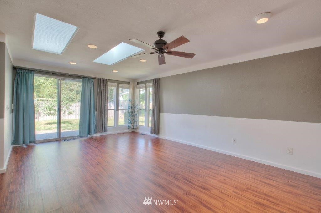 14512 Southeast 252 Place Kent, WA 98042 - Photo 12 of 22