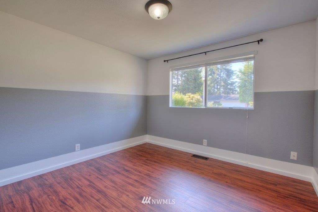 14512 Southeast 252 Place Kent, WA 98042 - Photo 16 of 22