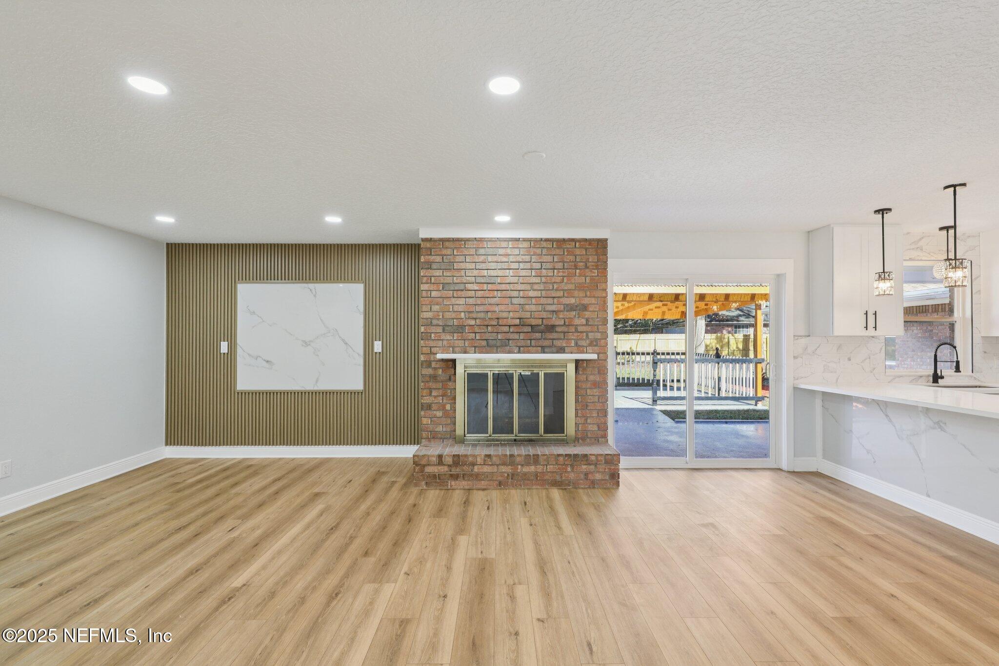 12305 Del Rio Drive Jacksonville, FL 32258 - Photo 23 of 75 Family Room w/Fireplace