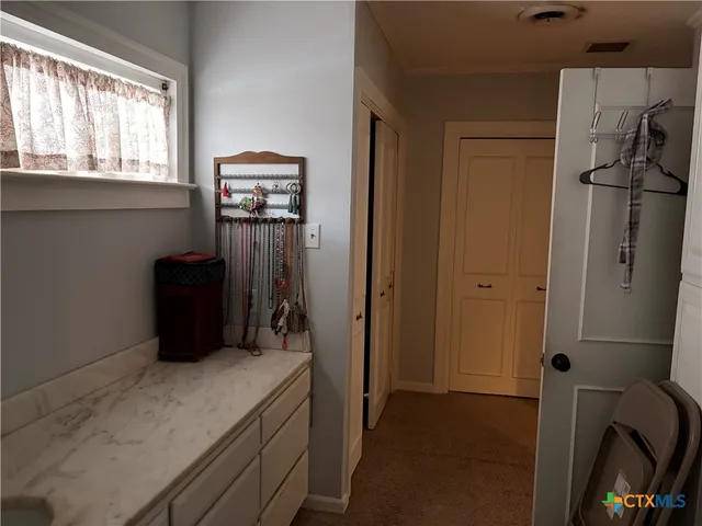 $400,000 | 1014 North Hunt Street, Cuero, TX 77954