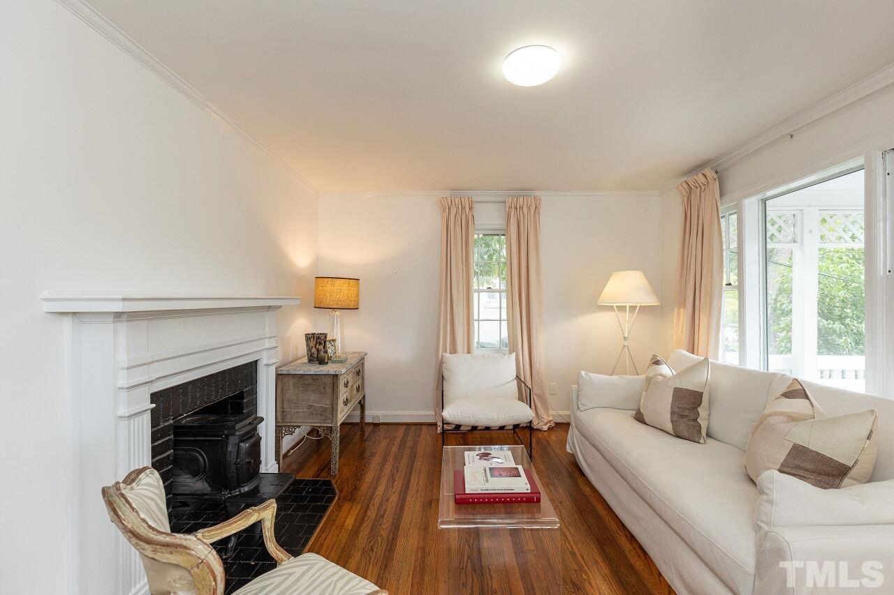 2922 Oberlin Road Raleigh, NC 27608 - Photo 6 of 31 Gallery Image 6