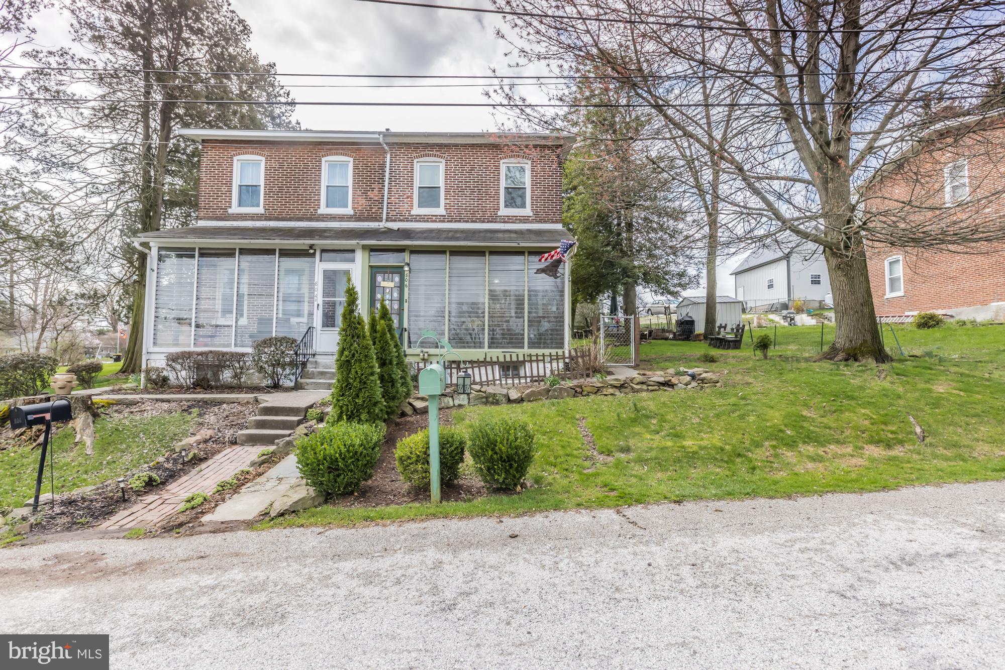 806 Latshaw Road Spring City, PA 19475 - Photo 1 of 24 Adorable twin ..