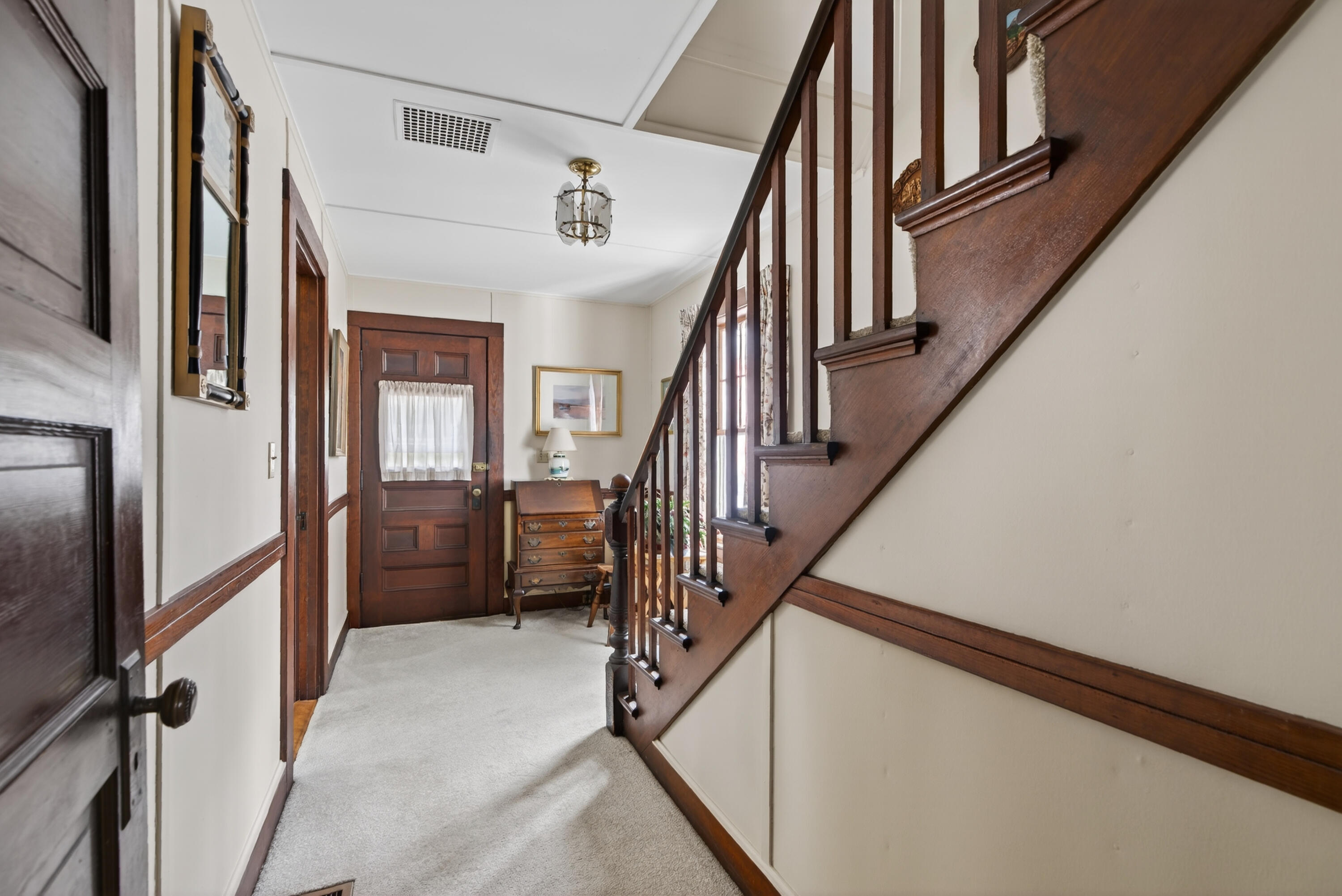 17 Seabury Road York, ME 03909 - Photo 11 of 21 Two floor living