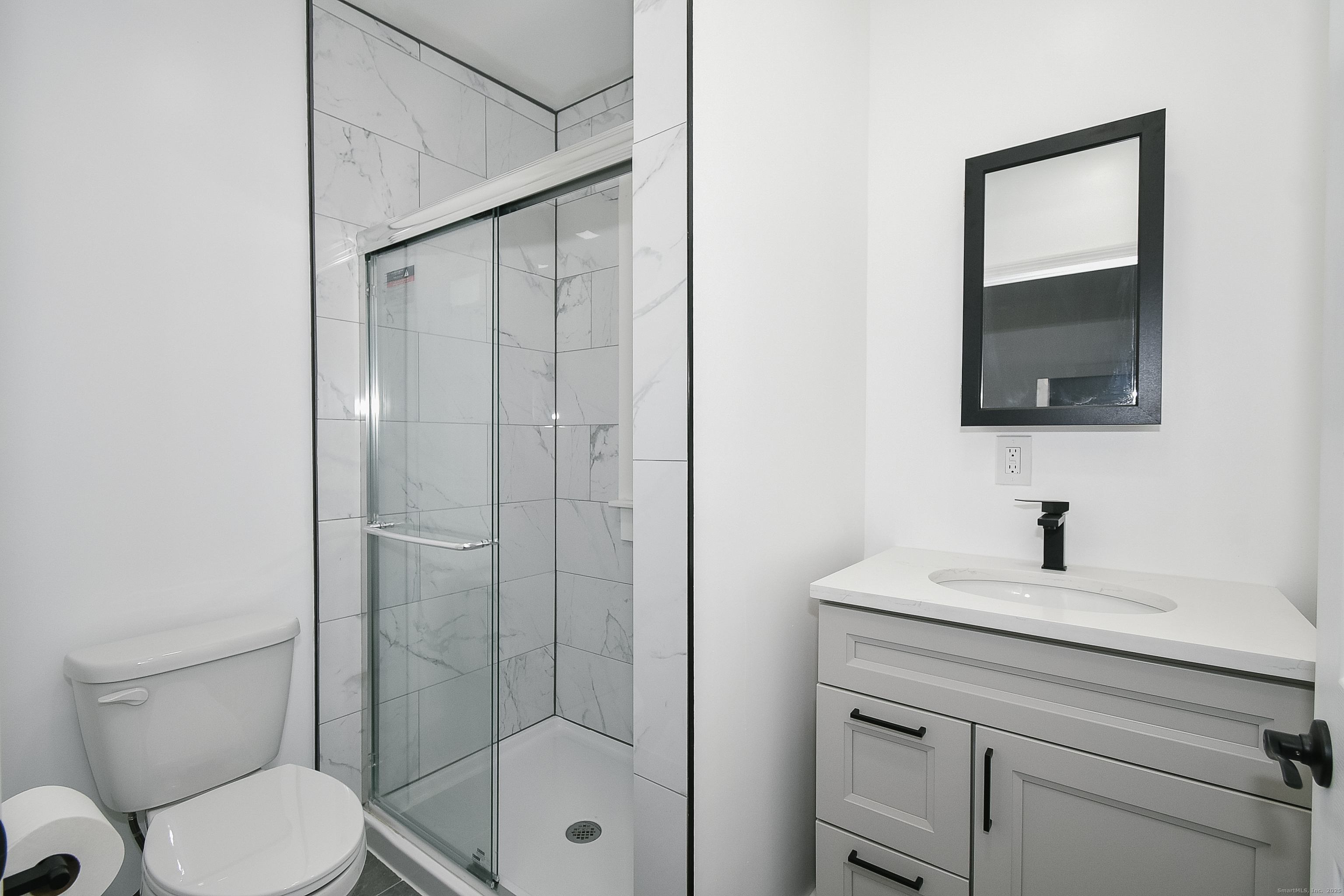 22 Kelley Street Bristol, CT 06010 - Photo 14 of 19