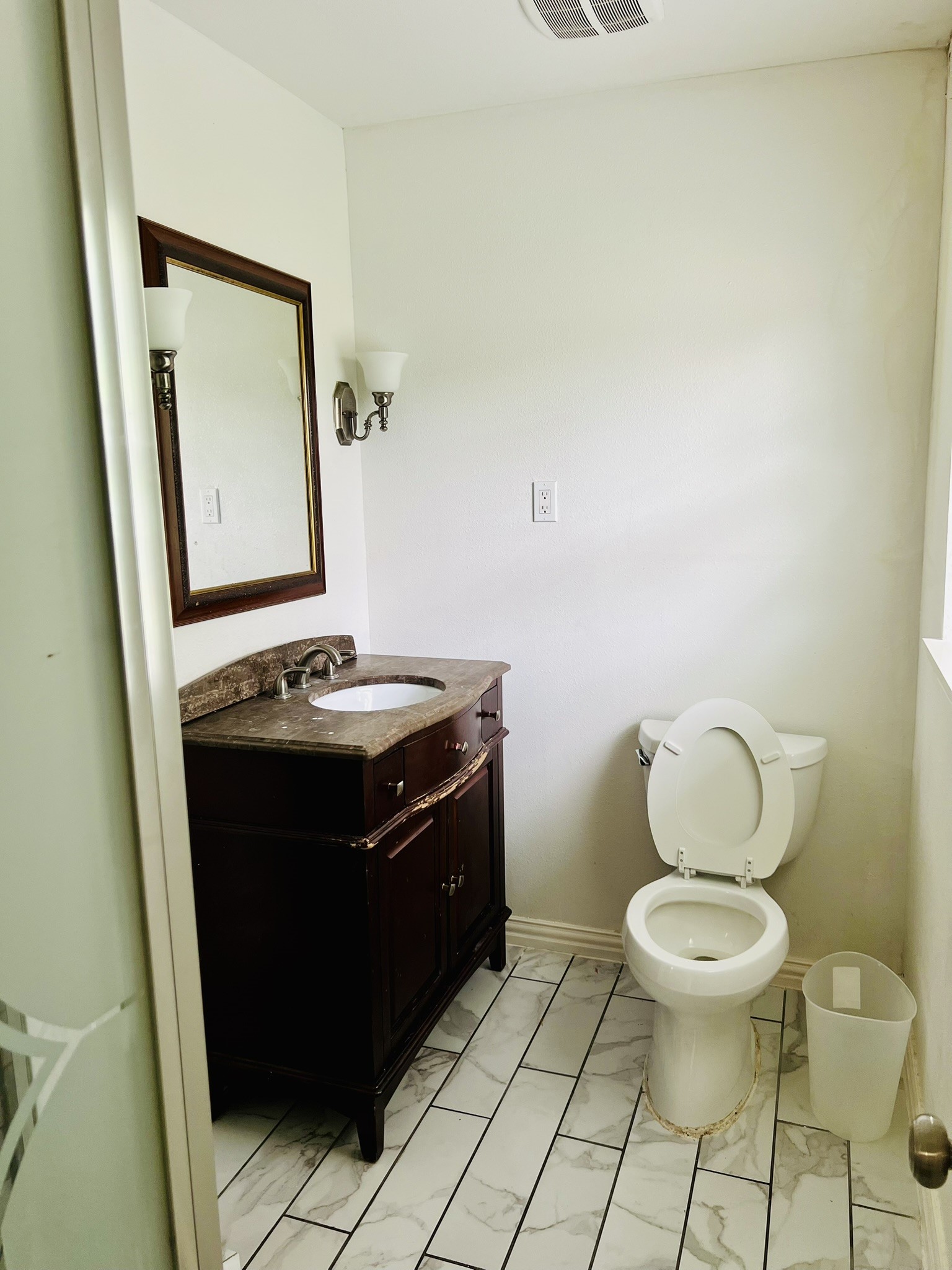 7018 Rook Boulevard Houston, TX 77087 - Photo 6 of 11 master bathroom