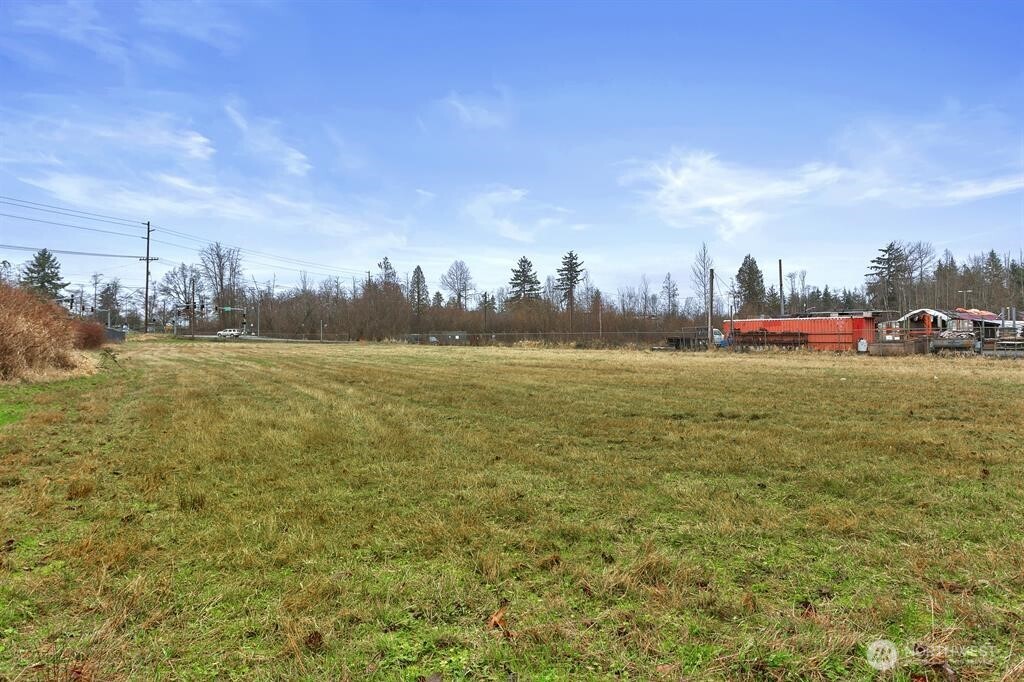 2826 Center Road Everett, WA 98204 - Photo 3 of 5 Gallery Image 3
