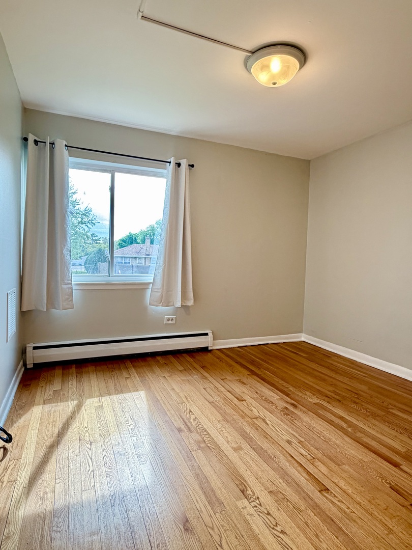 605 North Wolf Road, Unit 8E Hillside, IL 60162 - Photo 10 of 18