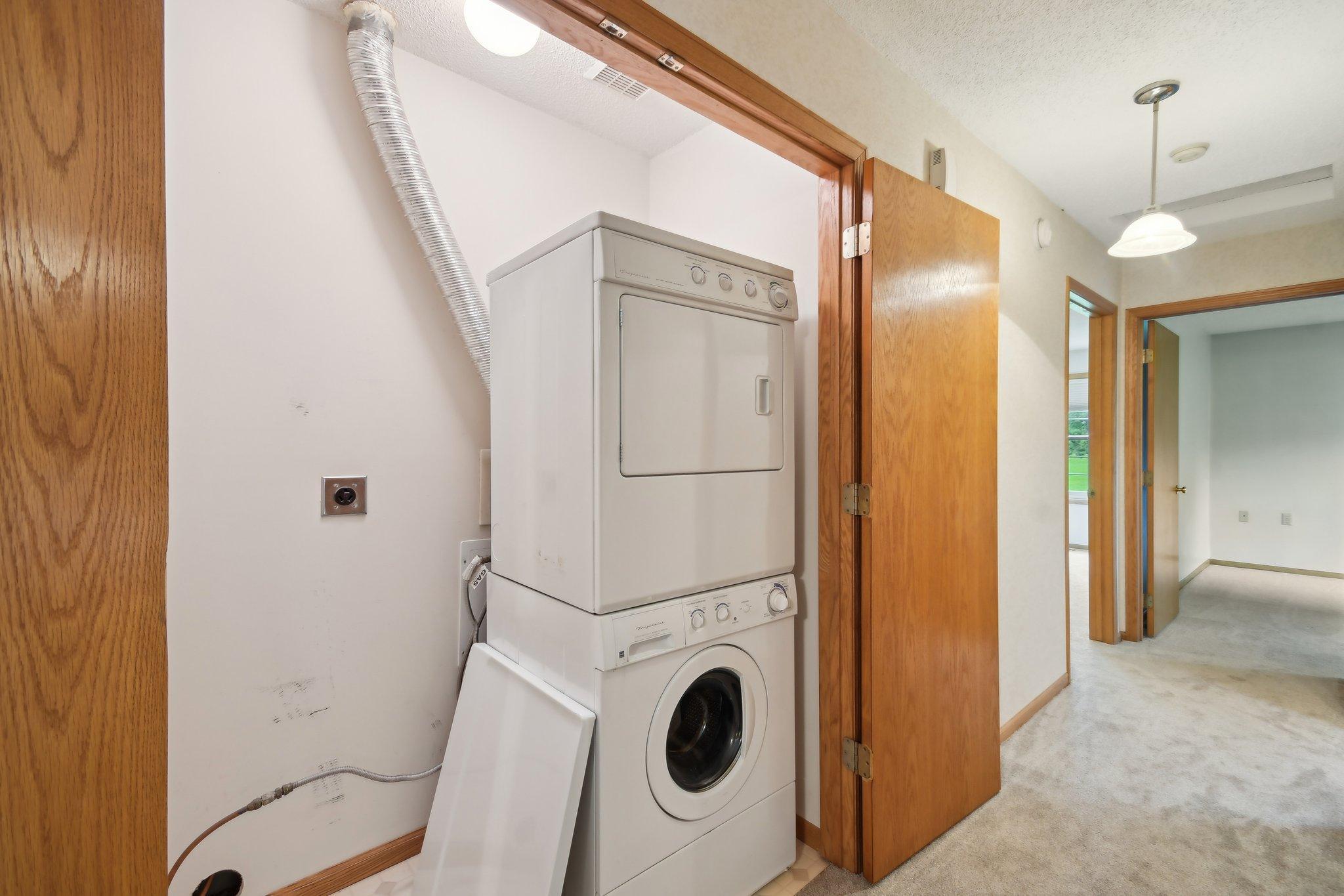 6879 Inverness Trail Inver Grove Heights, MN 55077 - Photo 15 of 37 Gallery Image 15