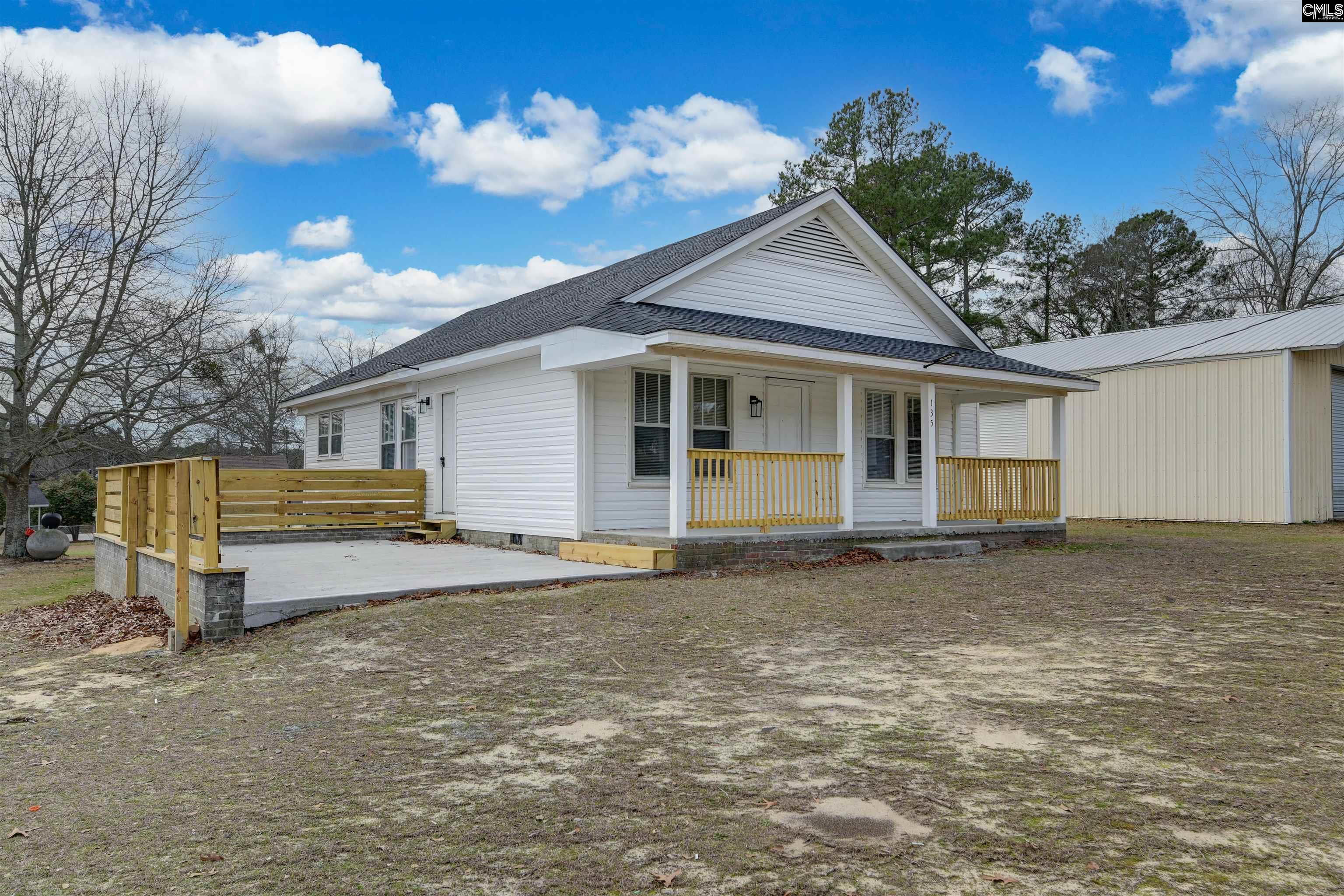 135 Caroline Springs Road Lexington, SC 29072 - Photo 3 of 26