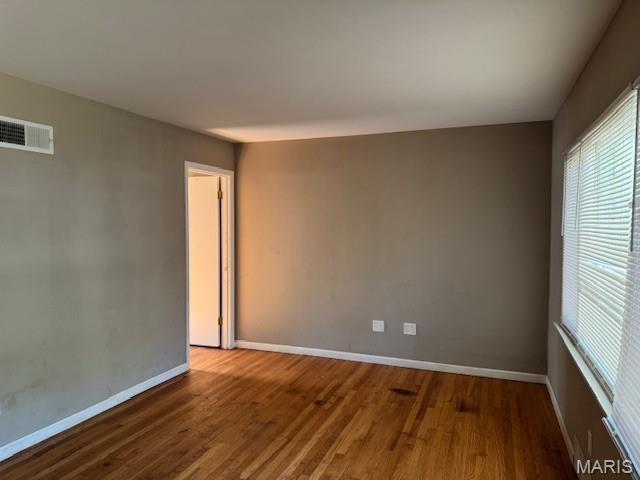 406 Teston Drive St. Louis, MO 63135 - Photo 2 of 9