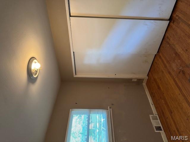 406 Teston Drive St. Louis, MO 63135 - Photo 5 of 9