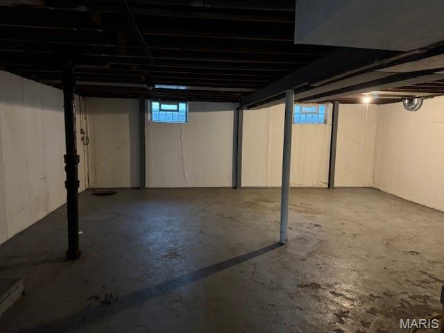 406 Teston Drive St. Louis, MO 63135 - Photo 8 of 9