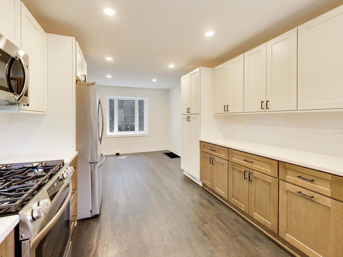 310 South Delphia Avenue Park Ridge, IL 60068 - Photo 12 of 44 Gallery Image 12