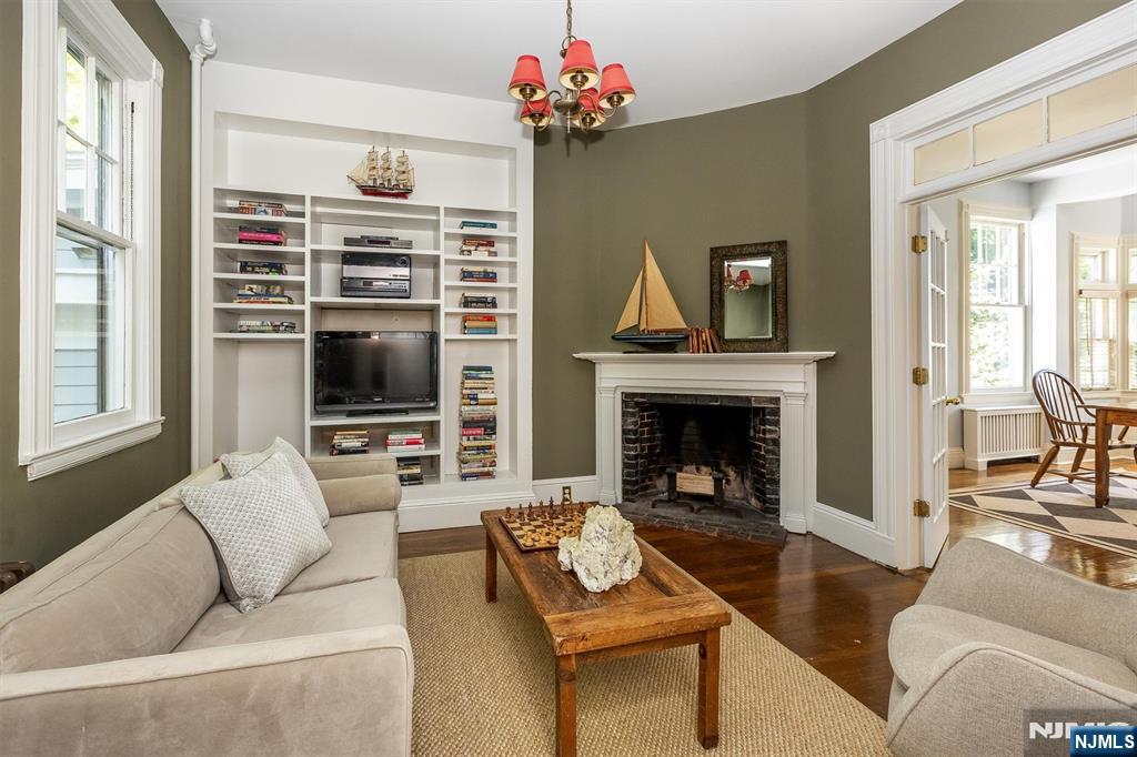 53 Hillside Avenue Glen Ridge, NJ 07028 - Photo 16 of 50