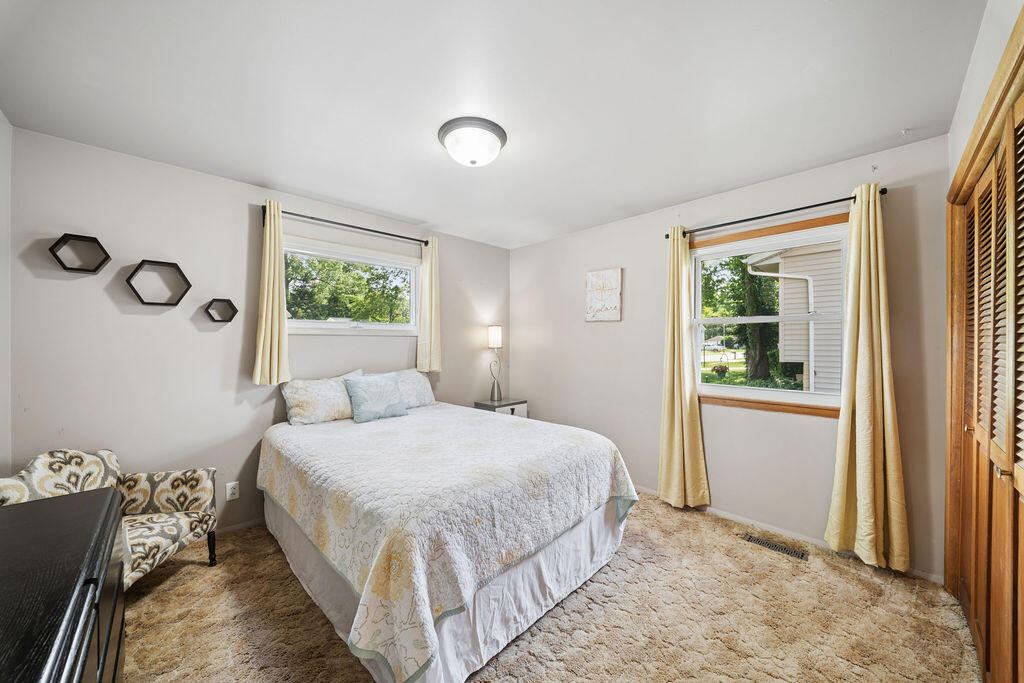 1022 Georgetown Road Michigan City, IN 46360 - Photo 17 of 22 1024x683