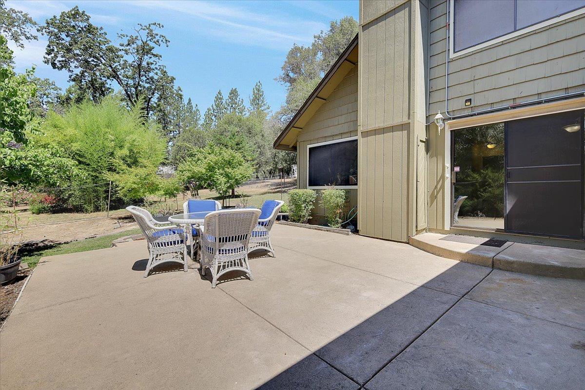 4550 South Point Road Diamond Springs, CA 95619 - Photo 28 of 37