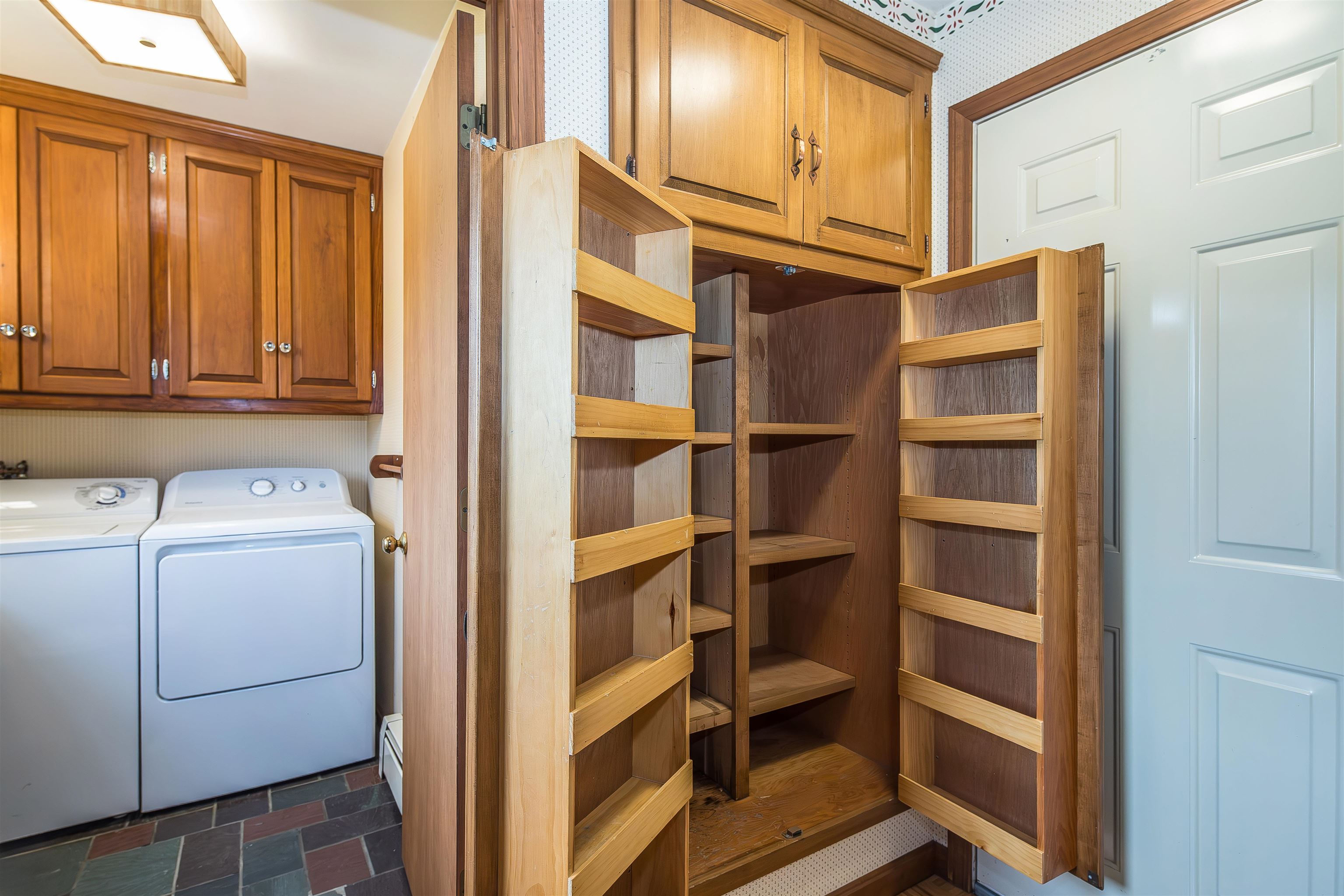 2086 Walker Mountain Road Clarendon, VT 05777 - Photo 22 of 38