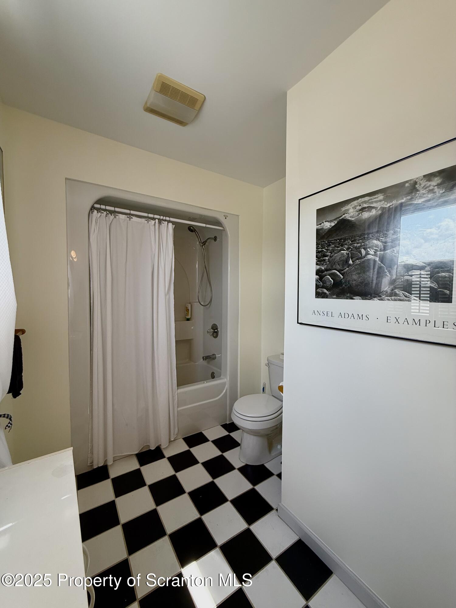 535 Cherry Drive Exeter, PA 18643 - Photo 23 of 41 IMG_0255