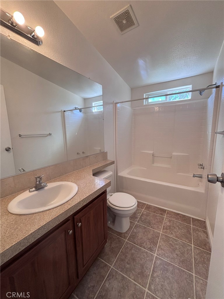 10024 Anderson Ranch Road Phelan, CA 92371 - Photo 12 of 32