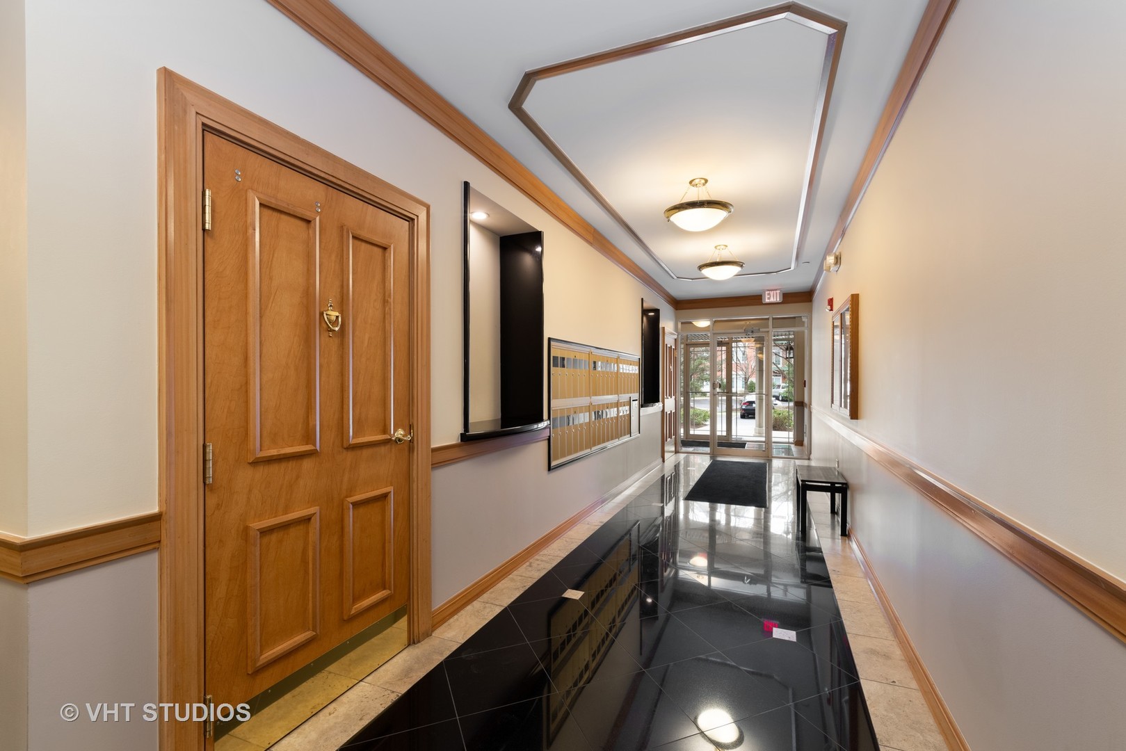 620 McHenry Road, Unit 202 Wheeling, IL 60090 - Photo 2 of 13
