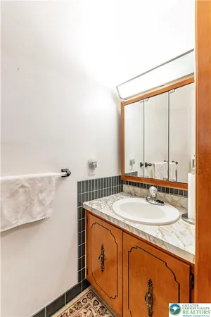 $449,900 | 4441 Nicholas Street, Easton, PA 18045
