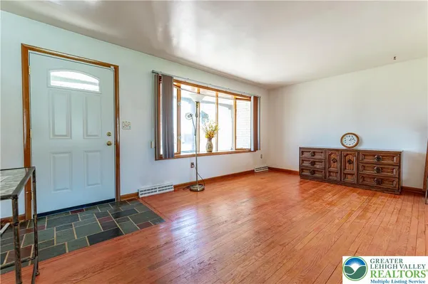 $449,900 | 4441 Nicholas Street, Easton, PA 18045