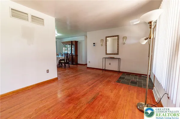 $449,900 | 4441 Nicholas Street, Easton, PA 18045