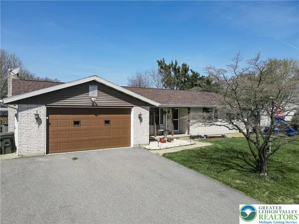 $449,900 | 4441 Nicholas Street, Easton, PA 18045