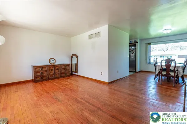 $449,900 | 4441 Nicholas Street, Easton, PA 18045