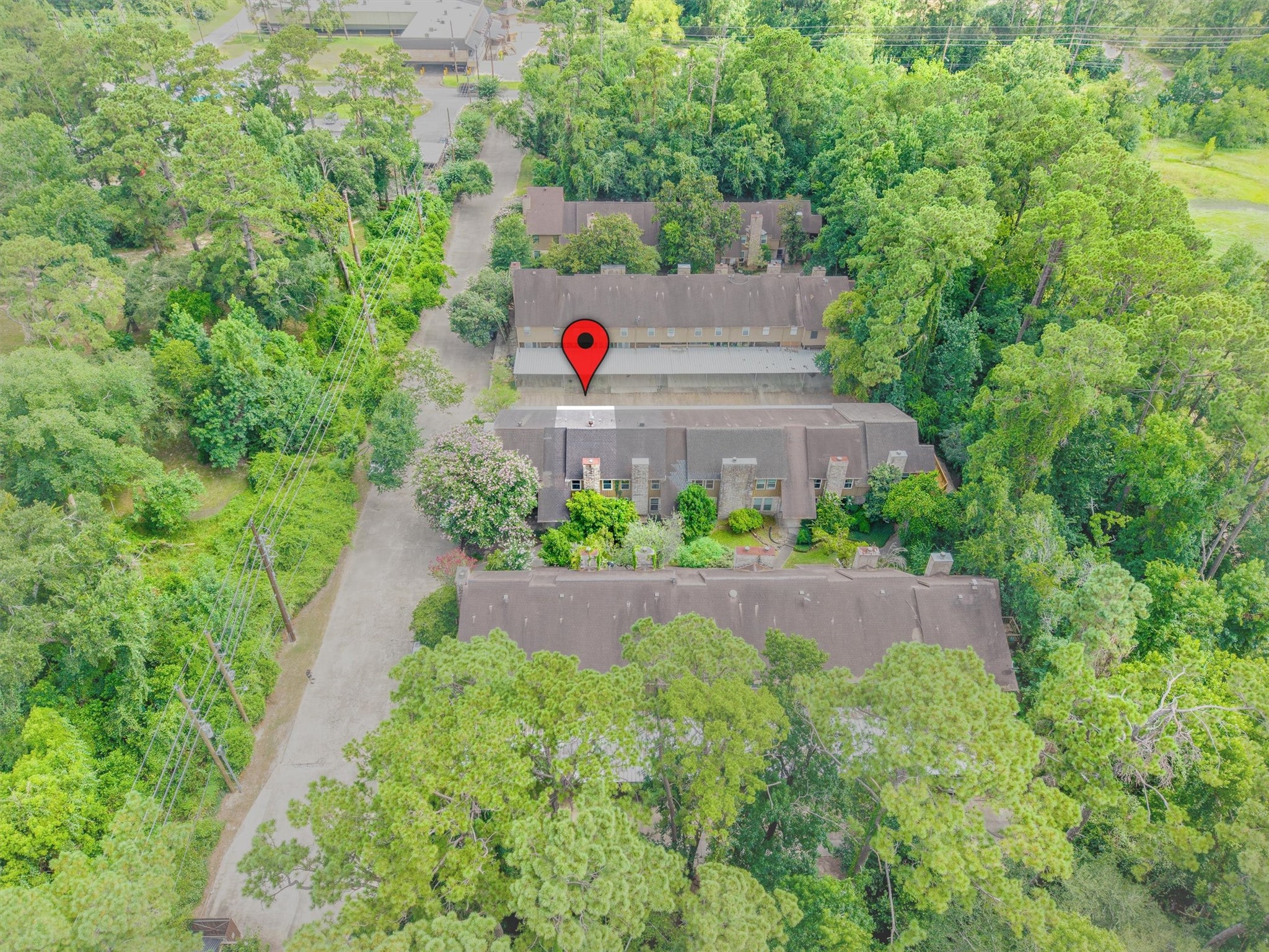 1011 Hamblen Road, Unit 306 Houston, TX 77339 - Photo 35 of 38 Aerial, alternate angle.