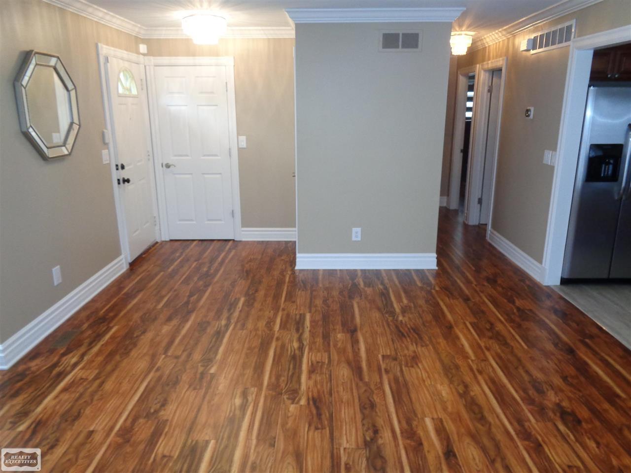 909 Lafayette Court Rochester, MI 48307 - Photo 10 of 44