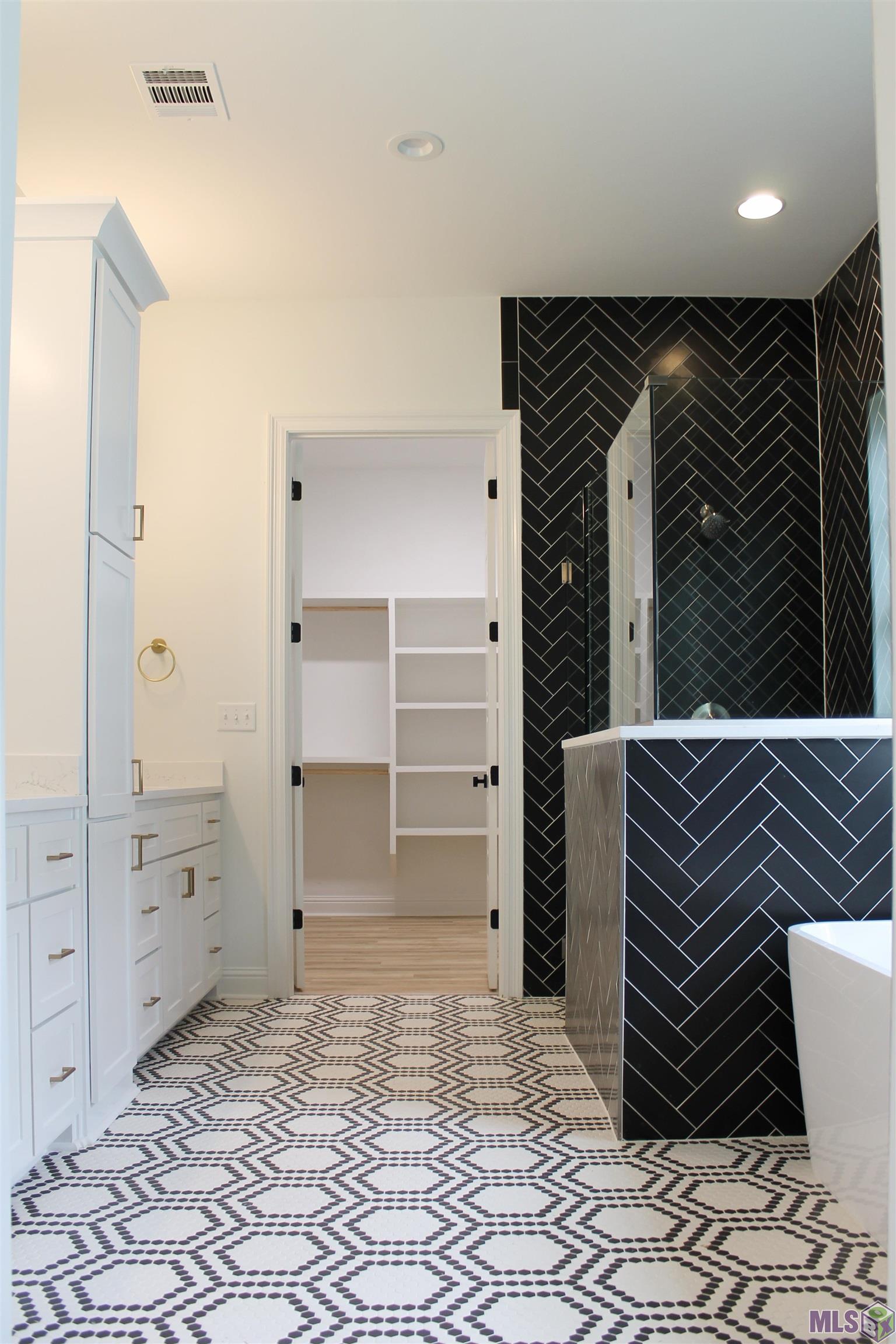 14014 Mullins Way Baton Rouge, LA 70817 - Photo 29 of 34