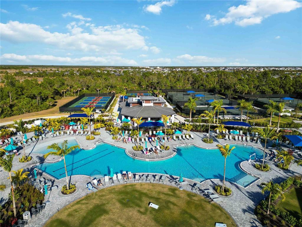 12981 Tulum Loop Venice, FL 34293 - Photo 4 of 32