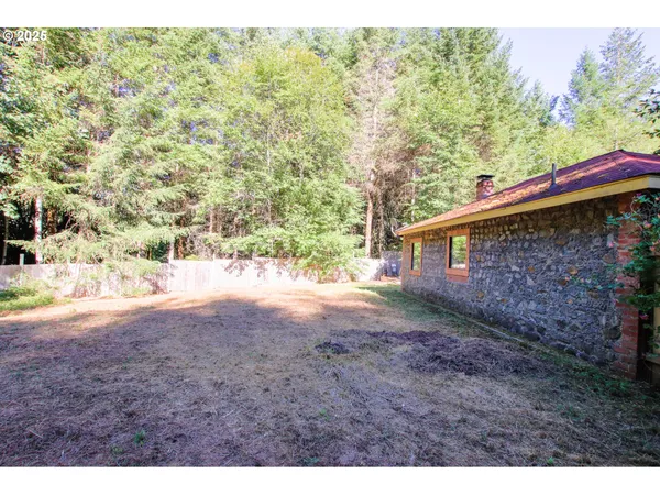 $995,000 | 92976 Deadwood Creek Road, Deadwood, OR 97430