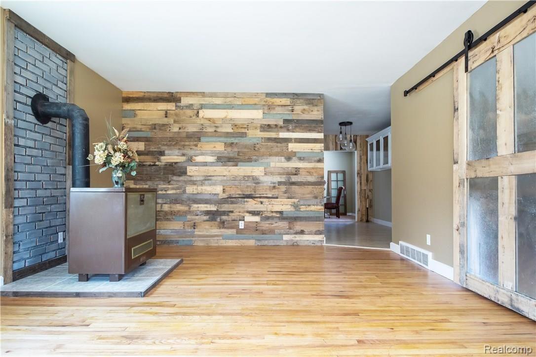 14384 Hess Road Holly, MI 48442 - Photo 4 of 30 1--full.jpg