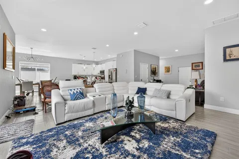 $950,000 | 1508 East River Drive, Margate, FL 33063