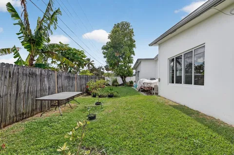 $950,000 | 1508 East River Drive, Margate, FL 33063