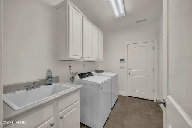 $565,000 | 5135 Somersett Lane, Wilmington, NC 28409