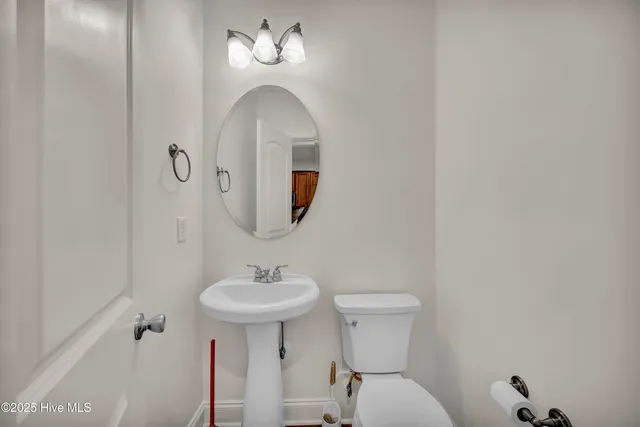 $565,000 | 5135 Somersett Lane, Wilmington, NC 28409