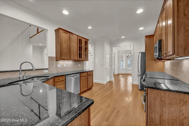 $565,000 | 5135 Somersett Lane, Wilmington, NC 28409