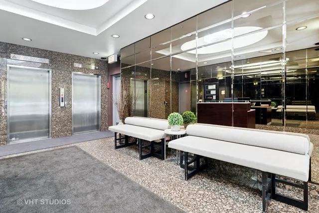 $615,000 | 40 East Cedar Street, Unit 8CD, Chicago, IL 60611